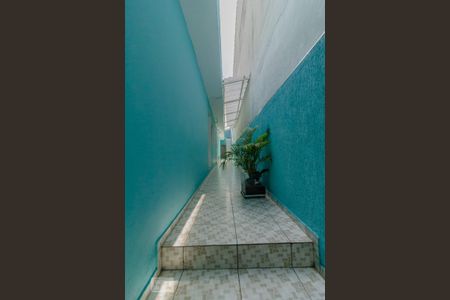 Casa à venda com 130m², 3 quartos e 2 vagas Casa à venda com 130m², 3 quartos e 2 vagasÁrea Externa - Corredor