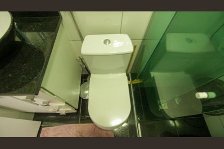 Apartamento à venda com 84m², 2 quartos e 1 vaga Apartamento à venda com 84m², 2 quartos e 1 vagaBanheiro da Suíte