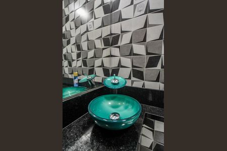 Apartamento para alugar com 110m², 2 quartos e 2 vagasBanheiro da Suíte