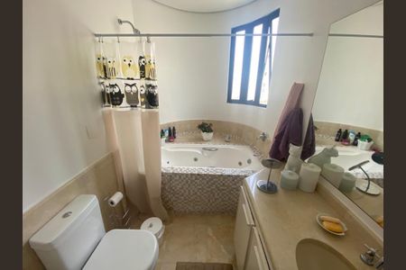 Apartamento à venda com 180m², 2 quartos e 2 vagas