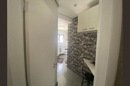 Apartamento à venda com 180m², 2 quartos e 2 vagas