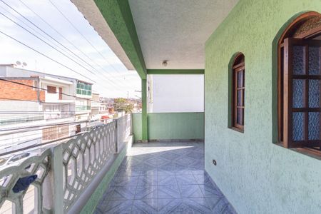 Casa à venda com 268m², 4 quartos e 2 vagas Casa à venda com 268m², 4 quartos e 2 vagasSacada da suíte