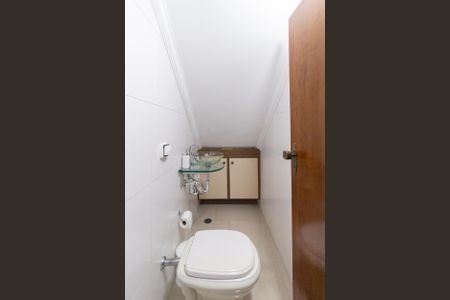 Casa à venda com 268m², 4 quartos e 2 vagas Casa à venda com 268m², 4 quartos e 2 vagasLavabo