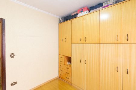 Casa à venda com 268m², 4 quartos e 2 vagas Casa à venda com 268m², 4 quartos e 2 vagasQuarto 2