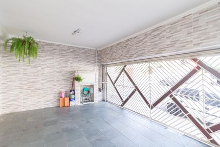 Casa à venda com 268m², 4 quartos e 2 vagas Casa à venda com 268m², 4 quartos e 2 vagasGaragem