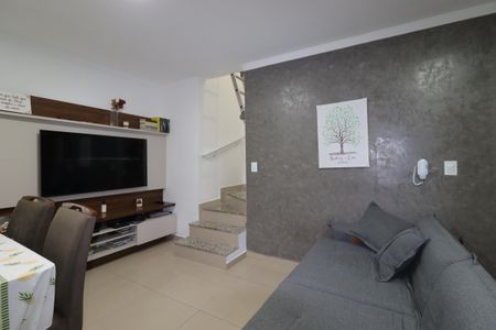 Apartamento à venda com 78m², 2 quartos e 1 vagaSala