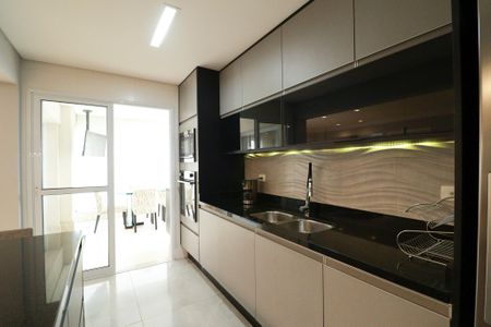 Apartamento à venda com 146m², 3 quartos e 4 vagasCozinha