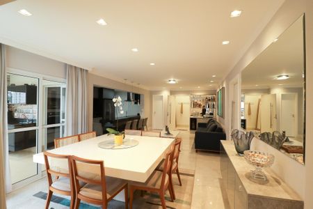 Apartamento à venda com 146m², 3 quartos e 4 vagasSala