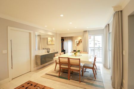 Apartamento à venda com 146m², 3 quartos e 4 vagasSala