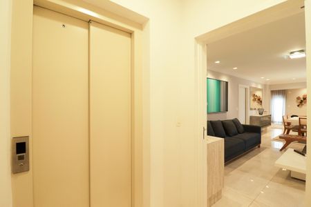 Apartamento à venda com 146m², 3 quartos e 4 vagasSala