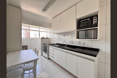 Apartamento para alugar com 70m², 2 quartos e 1 vaga Apartamento para alugar com 70m², 2 quartos e 1 vagaCozinha