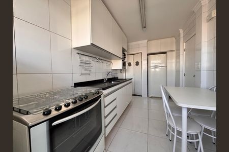 Apartamento para alugar com 70m², 2 quartos e 1 vaga Apartamento para alugar com 70m², 2 quartos e 1 vagaCozinha