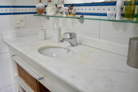 Apartamento para alugar com 88m², 3 quartos e 1 vaga Apartamento para alugar com 88m², 3 quartos e 1 vagaBanheiro da Suíte