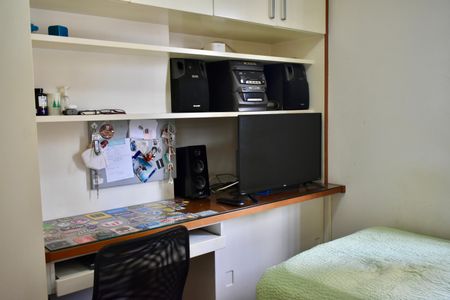 Apartamento para alugar com 88m², 3 quartos e 1 vaga Apartamento para alugar com 88m², 3 quartos e 1 vagaQuarto