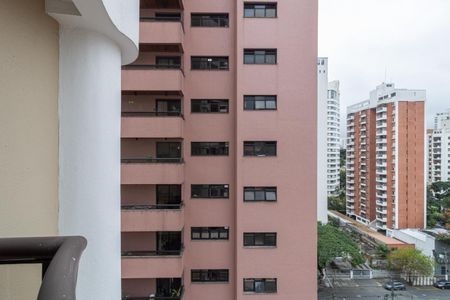 Apartamento à venda com 135m², 2 quartos e 2 vagasVaranda da Suíte 2