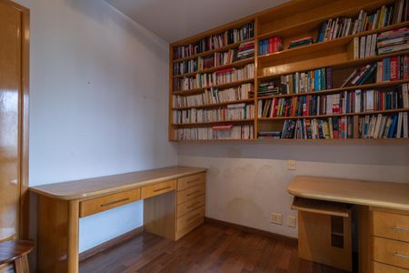 Apartamento à venda com 135m², 2 quartos e 2 vagasSuíte 2