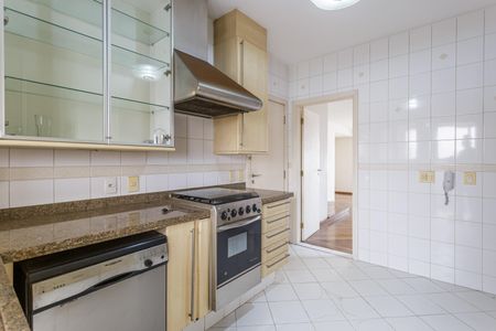 Apartamento à venda com 135m², 2 quartos e 2 vagas Apartamento à venda com 135m², 2 quartos e 2 vagasCozinha