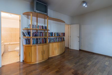 Apartamento à venda com 135m², 2 quartos e 2 vagasSuíte 1