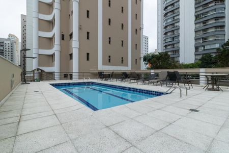 Apartamento à venda com 135m², 2 quartos e 2 vagasPiscina