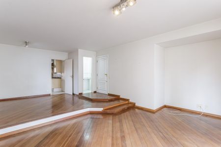 Apartamento à venda com 135m², 2 quartos e 2 vagas Apartamento à venda com 135m², 2 quartos e 2 vagasSala