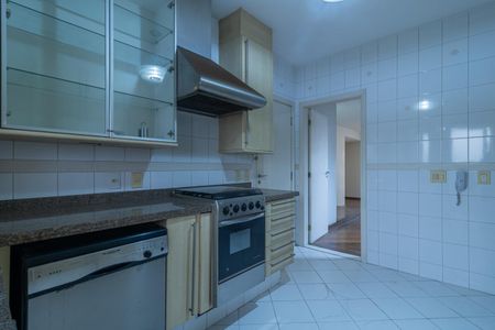 Apartamento à venda com 135m², 2 quartos e 2 vagasCozinha
