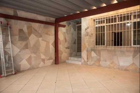 Casa à venda com 150m², 3 quartos e 2 vagasGaragem