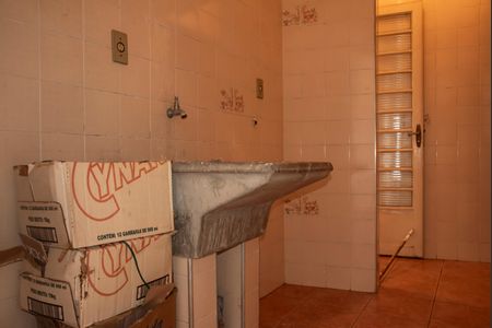 Casa à venda com 150m², 3 quartos e 2 vagasÁrea de Serviço 1