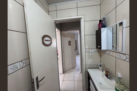 Casa à venda com 160m², 3 quartos e 2 vagas Casa à venda com 160m², 3 quartos e 2 vagasBanheiro Social 1