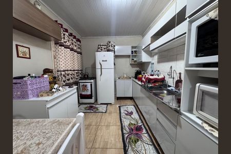 Casa à venda com 160m², 3 quartos e 2 vagas Casa à venda com 160m², 3 quartos e 2 vagasCozinha