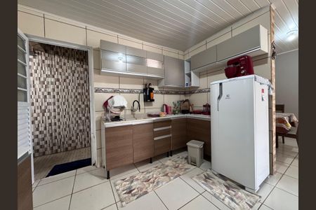 Casa à venda com 160m², 3 quartos e 2 vagas Casa à venda com 160m², 3 quartos e 2 vagasCozinha e Área de Serviço