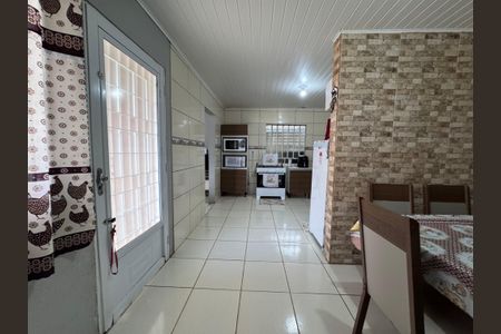 Casa à venda com 160m², 3 quartos e 2 vagas Casa à venda com 160m², 3 quartos e 2 vagasCozinha e Área de Serviço