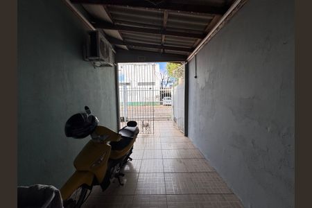Casa à venda com 160m², 3 quartos e 2 vagas Casa à venda com 160m², 3 quartos e 2 vagasGaragem