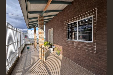 Casa à venda com 160m², 3 quartos e 2 vagas Casa à venda com 160m², 3 quartos e 2 vagasÁrea Externa