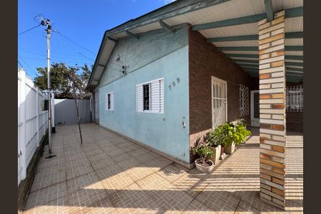 Casa à venda com 160m², 3 quartos e 2 vagas Casa à venda com 160m², 3 quartos e 2 vagasÁrea Externa