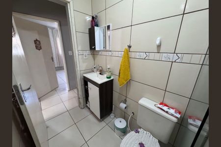 Casa à venda com 160m², 3 quartos e 2 vagas Casa à venda com 160m², 3 quartos e 2 vagasBanheiro Social 1