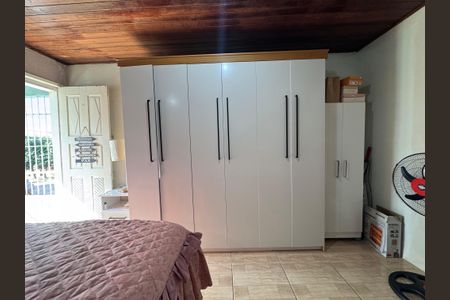 Casa à venda com 160m², 3 quartos e 2 vagas Casa à venda com 160m², 3 quartos e 2 vagasQuarto