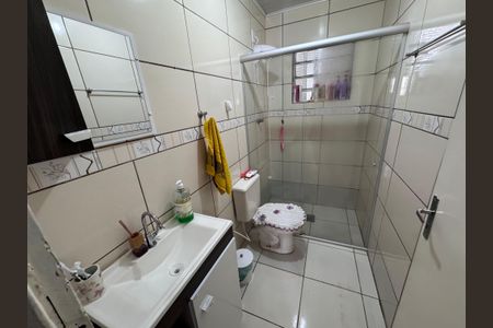 Casa à venda com 160m², 3 quartos e 2 vagas Casa à venda com 160m², 3 quartos e 2 vagasBanheiro Social 1