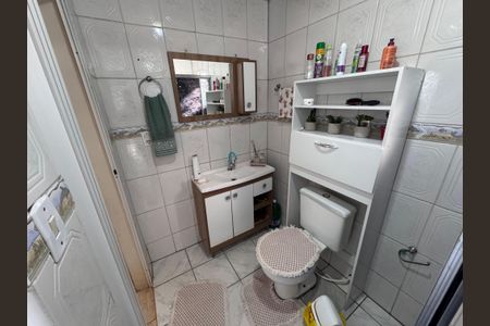 Casa à venda com 160m², 3 quartos e 2 vagas Casa à venda com 160m², 3 quartos e 2 vagasBanheiro Social 2