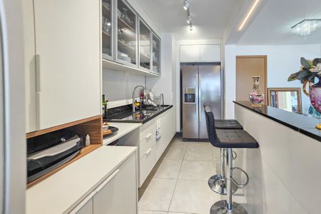 Apartamento para alugar com 87m², 3 quartos e 2 vagas Apartamento para alugar com 87m², 3 quartos e 2 vagasCozinha