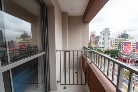 Studio para alugar com 26m², 1 quarto e sem vaga Studio para alugar com 26m², 1 quarto e sem vagaVaranda