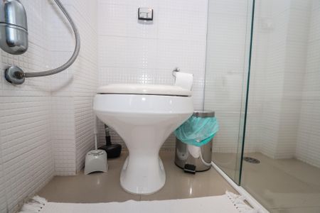 Apartamento à venda com 161m², 2 quartos e 2 vagasBanheiro de Serviço