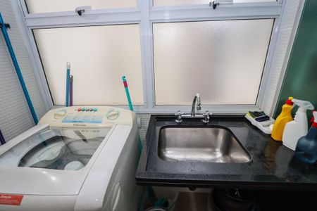 Apartamento à venda com 161m², 2 quartos e 2 vagasLavanderia