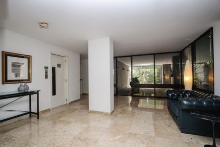 Apartamento à venda com 161m², 2 quartos e 2 vagasHall de Entrada