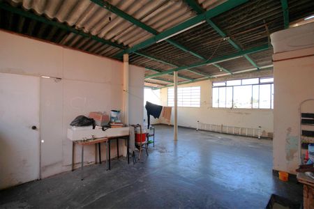 Casa à venda com 320m², 4 quartos e 2 vagasArea privativa