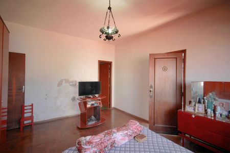 Casa à venda com 320m², 4 quartos e 2 vagasQuarto 2