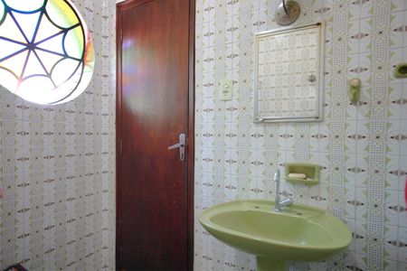 Casa à venda com 320m², 4 quartos e 2 vagasBanheiro da Suíte 1