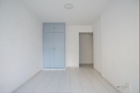 Apartamento para alugar com 45m², 1 quarto e sem vagaSala/Quarto