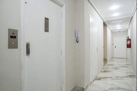 Apartamento para alugar com 45m², 1 quarto e sem vagaÁrea comum - Elevador