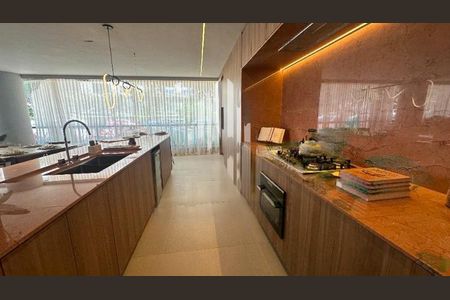 Apartamento à venda com 384m², 4 quartos e 4 vagasFoto 28