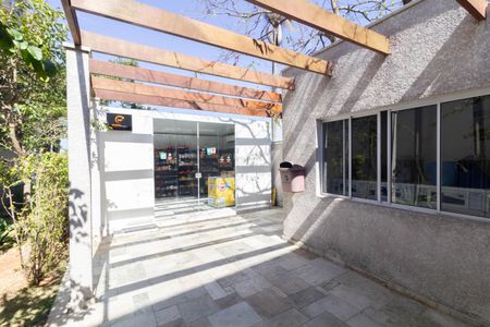 Apartamento à venda com 27m², 1 quarto e sem vagaÁrea comum